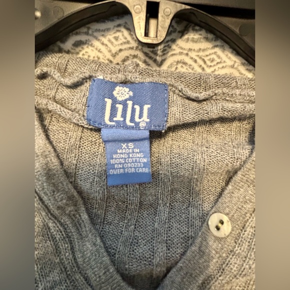 Lilu Gray V-Neck 100% Cotton Comfy Sweater - Picture 5 of 7